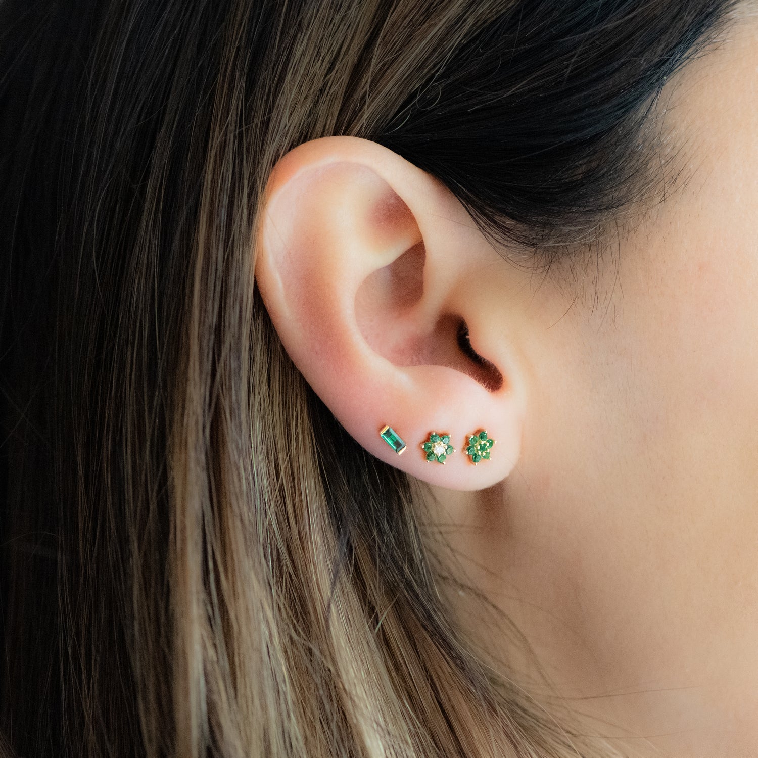 Emerald Flower Stud w Diamond Center Stone