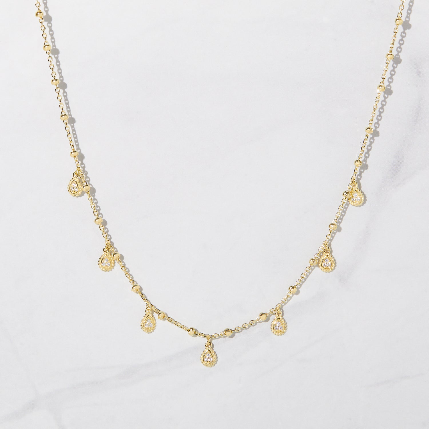 Dangling Tear Drop Necklace