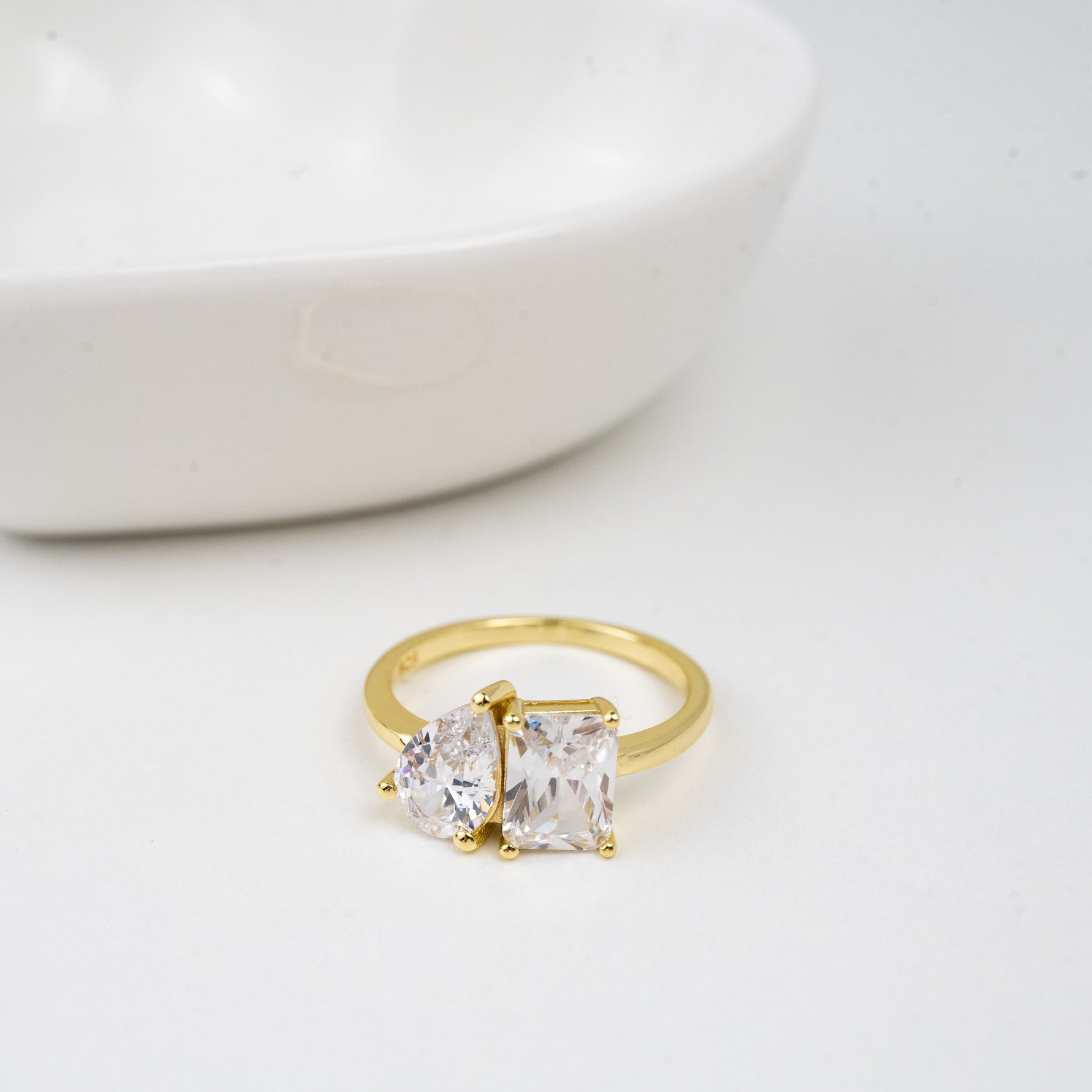 gold toi et moi two stone ring